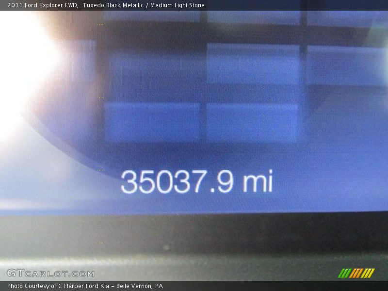 Tuxedo Black Metallic / Medium Light Stone 2011 Ford Explorer FWD