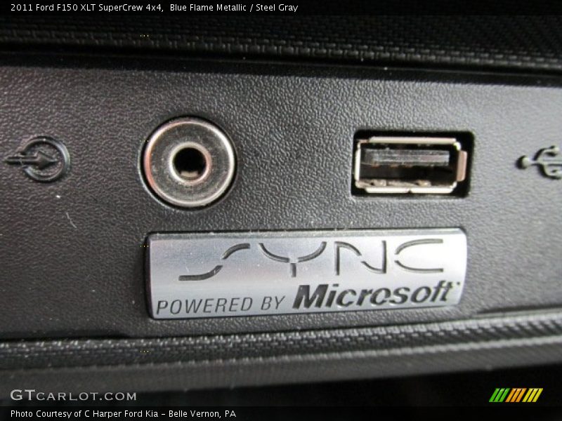 Blue Flame Metallic / Steel Gray 2011 Ford F150 XLT SuperCrew 4x4