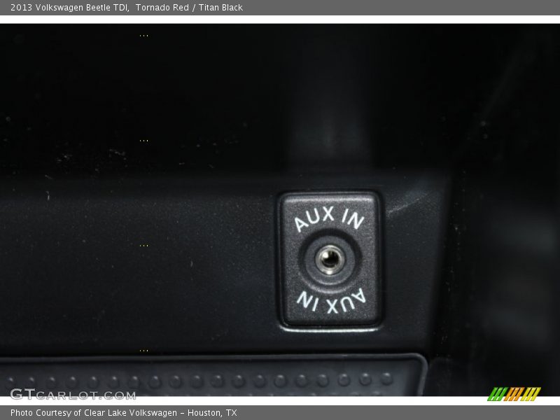 Tornado Red / Titan Black 2013 Volkswagen Beetle TDI