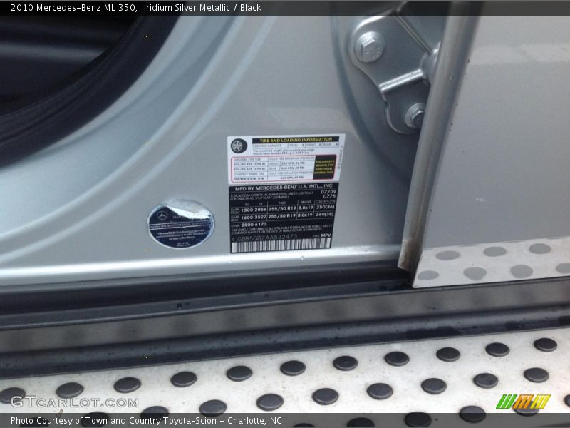 Iridium Silver Metallic / Black 2010 Mercedes-Benz ML 350