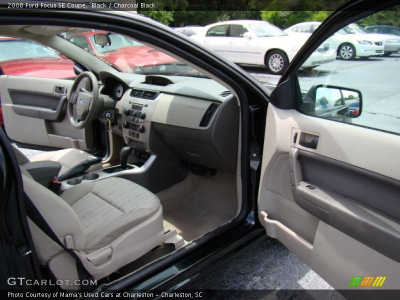 Black / Charcoal Black 2008 Ford Focus SE Coupe