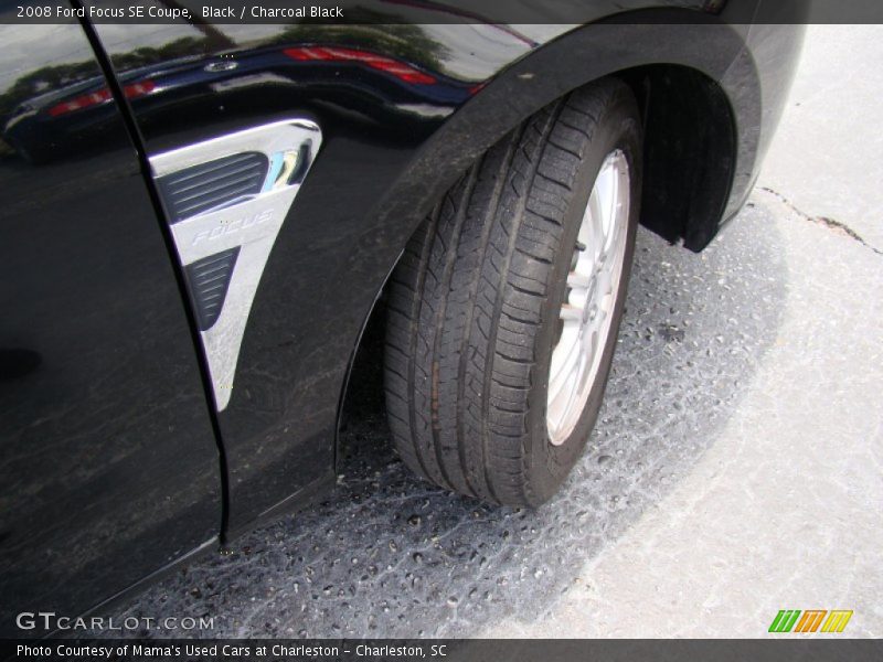 Black / Charcoal Black 2008 Ford Focus SE Coupe