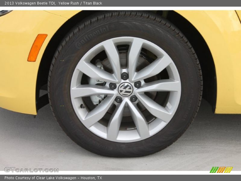 Yellow Rush / Titan Black 2013 Volkswagen Beetle TDI