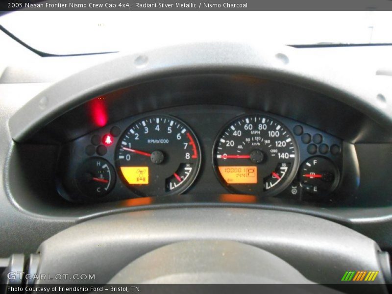Radiant Silver Metallic / Nismo Charcoal 2005 Nissan Frontier Nismo Crew Cab 4x4