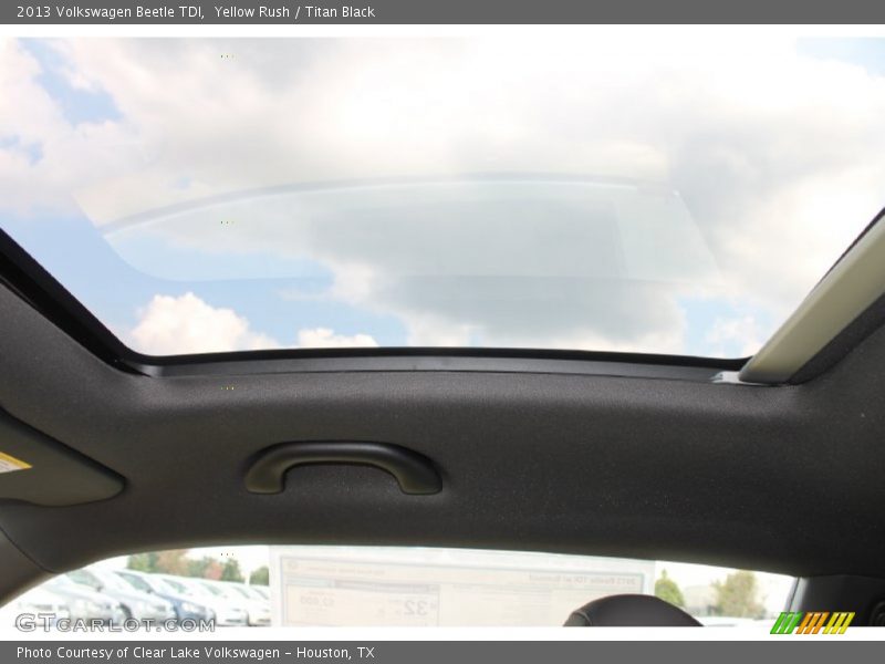 Yellow Rush / Titan Black 2013 Volkswagen Beetle TDI