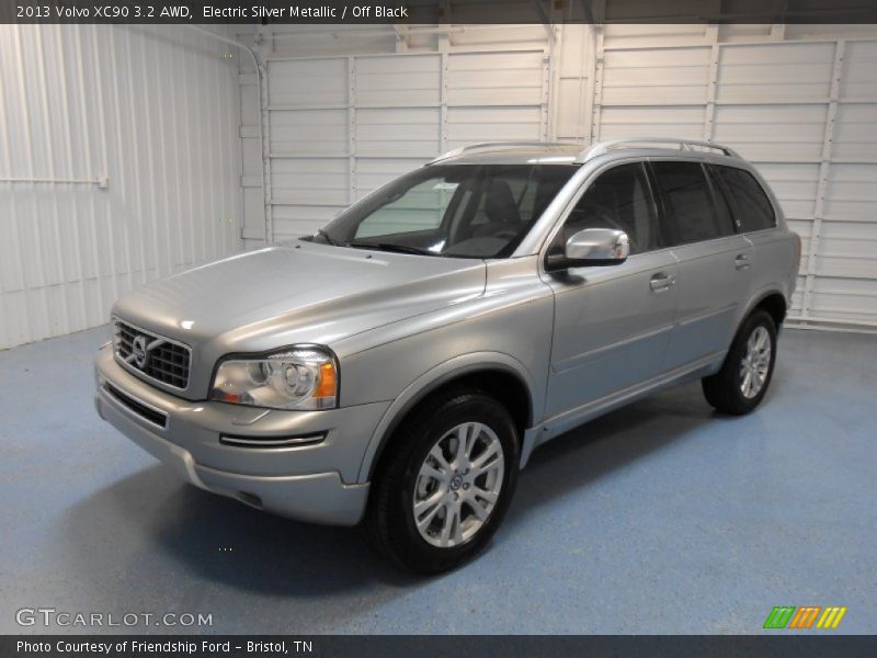 Electric Silver Metallic / Off Black 2013 Volvo XC90 3.2 AWD