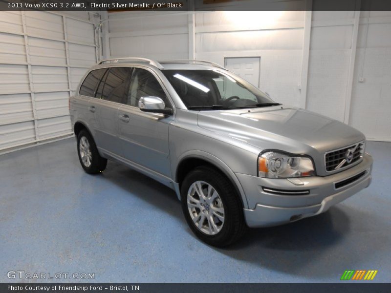Electric Silver Metallic / Off Black 2013 Volvo XC90 3.2 AWD