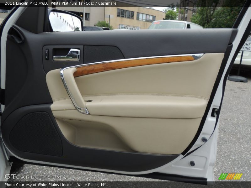 White Platinum Tri-Coat / Cashmere 2011 Lincoln MKZ AWD