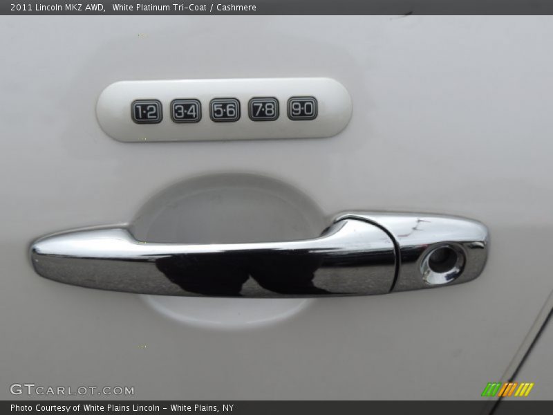 White Platinum Tri-Coat / Cashmere 2011 Lincoln MKZ AWD