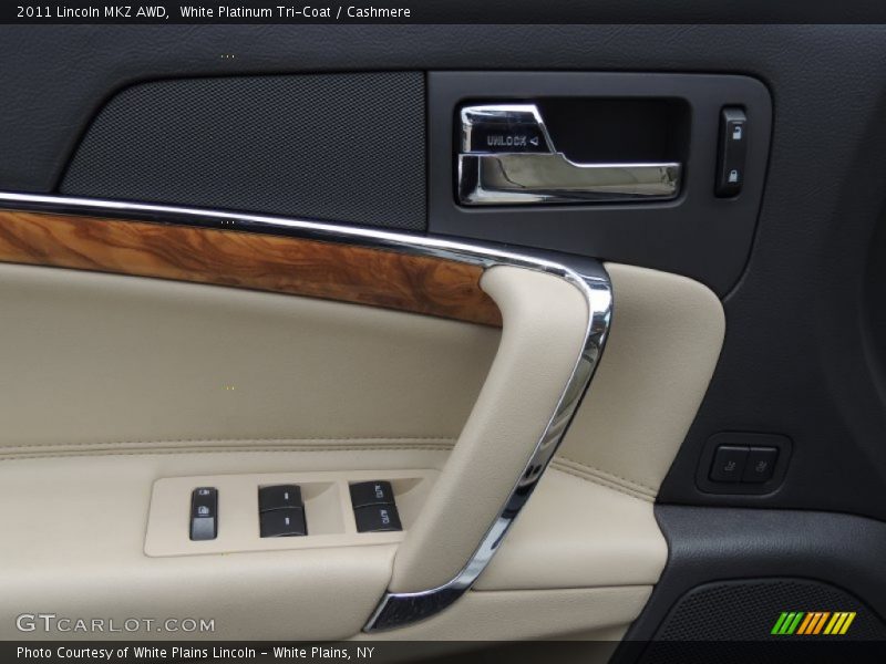 White Platinum Tri-Coat / Cashmere 2011 Lincoln MKZ AWD