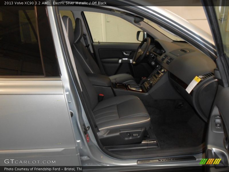 Electric Silver Metallic / Off Black 2013 Volvo XC90 3.2 AWD