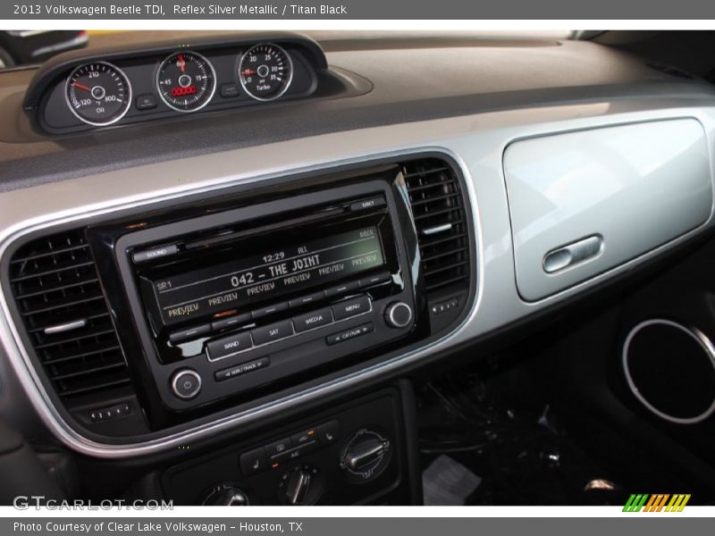 Reflex Silver Metallic / Titan Black 2013 Volkswagen Beetle TDI