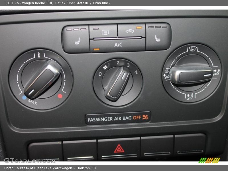 Reflex Silver Metallic / Titan Black 2013 Volkswagen Beetle TDI