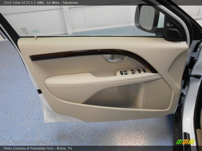 Door Panel of 2013 XC70 3.2 AWD