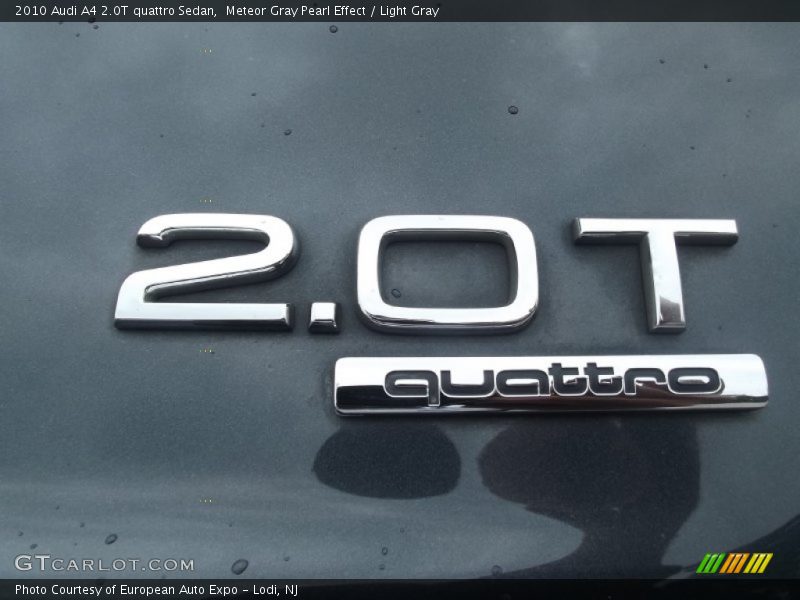  2010 A4 2.0T quattro Sedan Logo