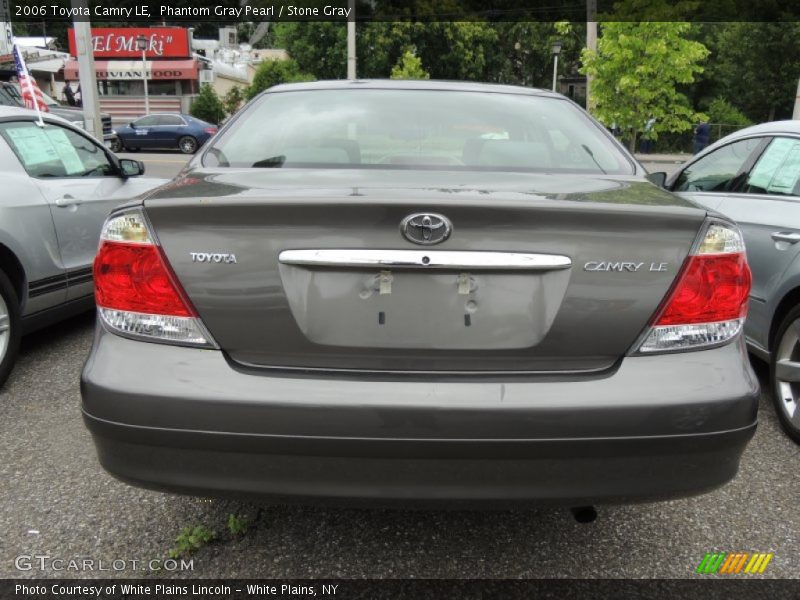 Phantom Gray Pearl / Stone Gray 2006 Toyota Camry LE