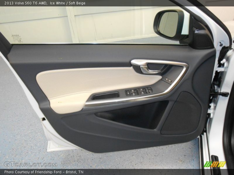 Door Panel of 2013 S60 T6 AWD