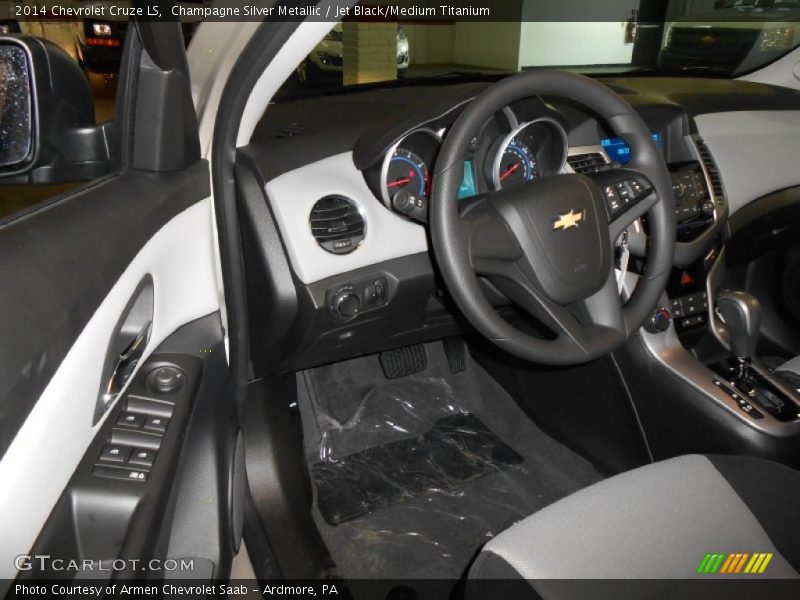 Champagne Silver Metallic / Jet Black/Medium Titanium 2014 Chevrolet Cruze LS