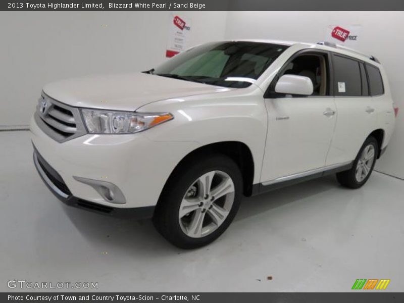 Blizzard White Pearl / Sand Beige 2013 Toyota Highlander Limited