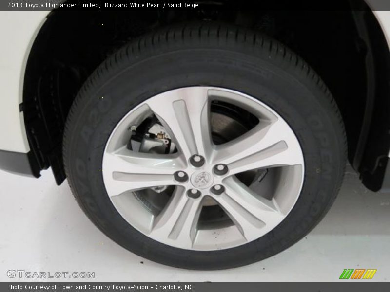 Blizzard White Pearl / Sand Beige 2013 Toyota Highlander Limited