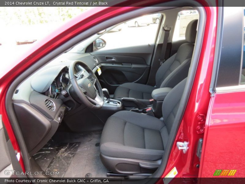 Front Seat of 2014 Cruze LT