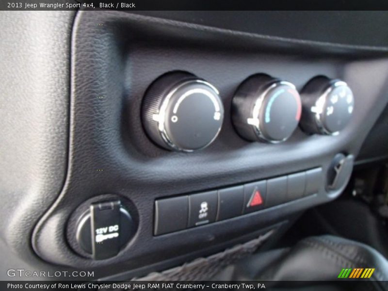Black / Black 2013 Jeep Wrangler Sport 4x4