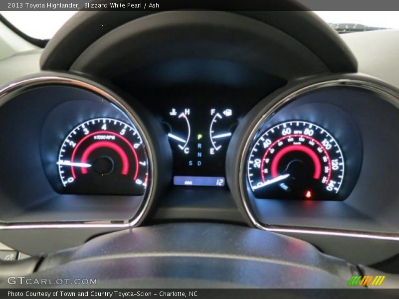 Blizzard White Pearl / Ash 2013 Toyota Highlander