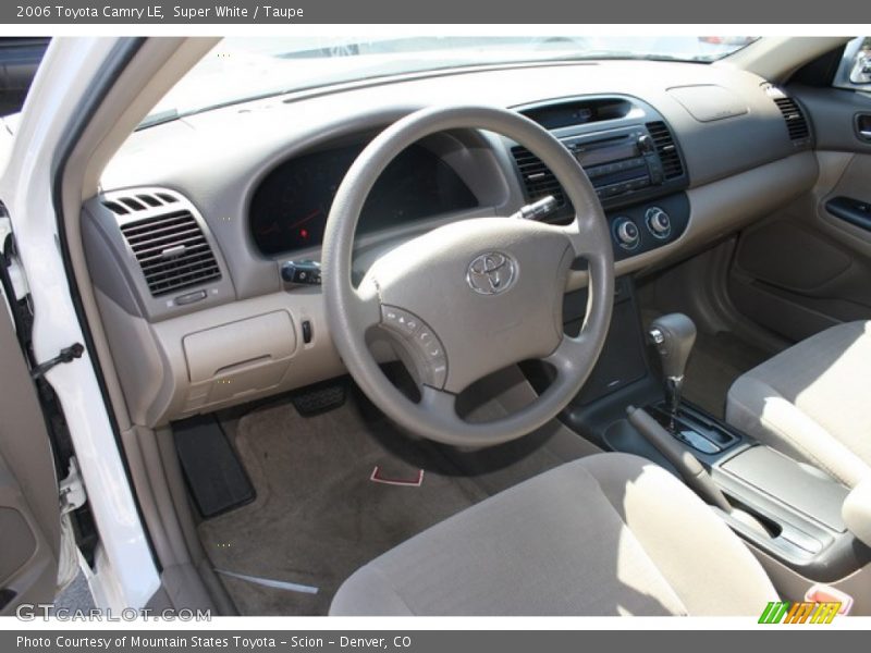 Super White / Taupe 2006 Toyota Camry LE