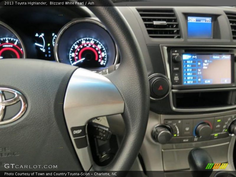 Blizzard White Pearl / Ash 2013 Toyota Highlander