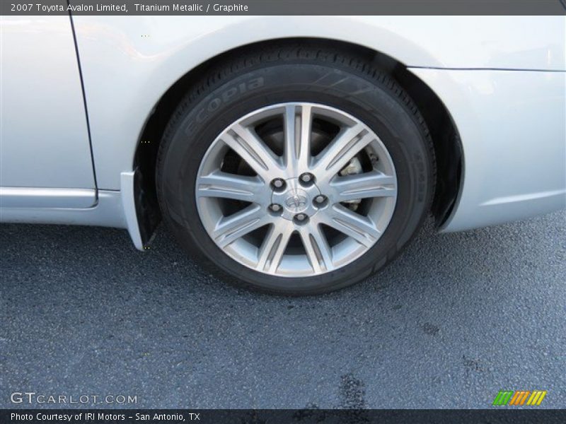 Titanium Metallic / Graphite 2007 Toyota Avalon Limited