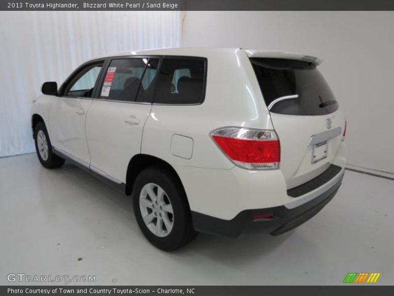 Blizzard White Pearl / Sand Beige 2013 Toyota Highlander