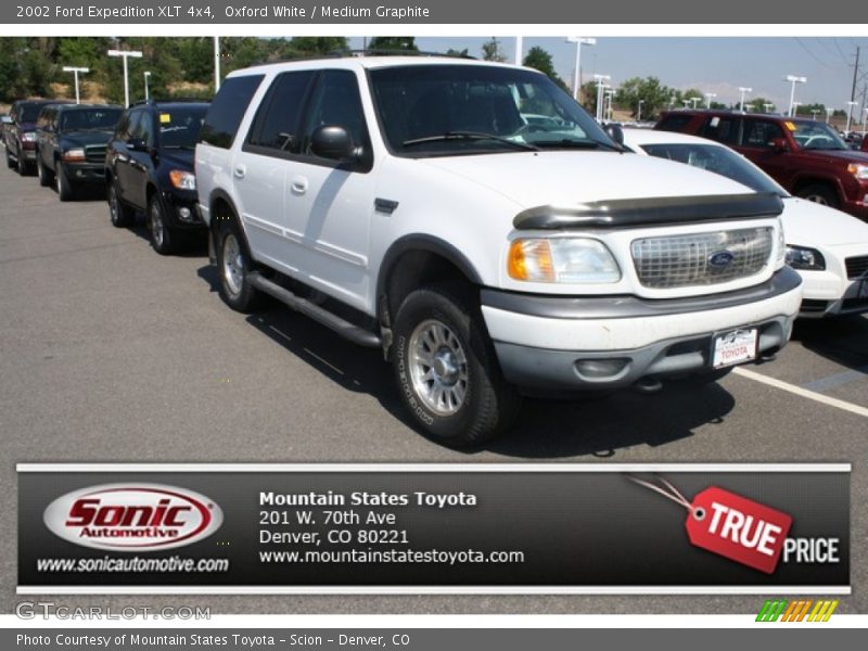 Oxford White / Medium Graphite 2002 Ford Expedition XLT 4x4