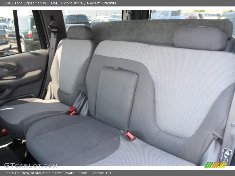 Oxford White / Medium Graphite 2002 Ford Expedition XLT 4x4