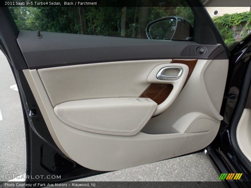 Door Panel of 2011 9-5 Turbo4 Sedan