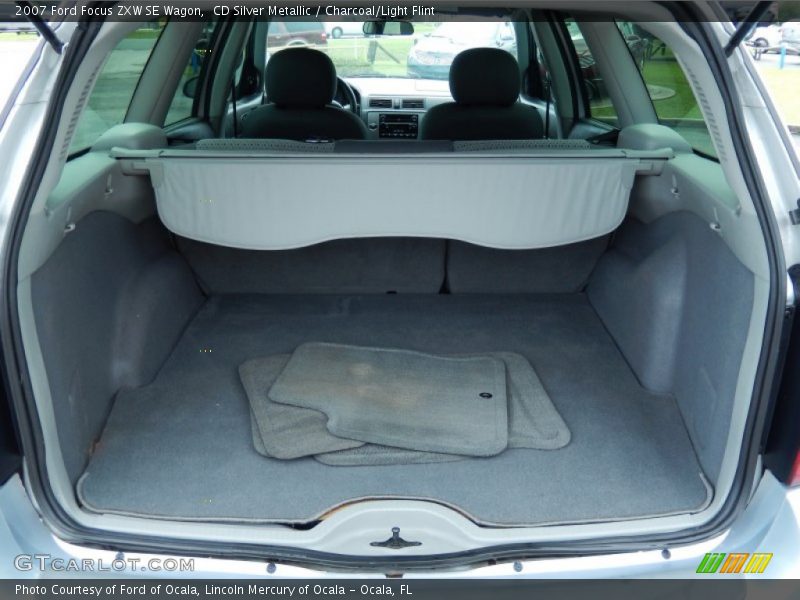 CD Silver Metallic / Charcoal/Light Flint 2007 Ford Focus ZXW SE Wagon