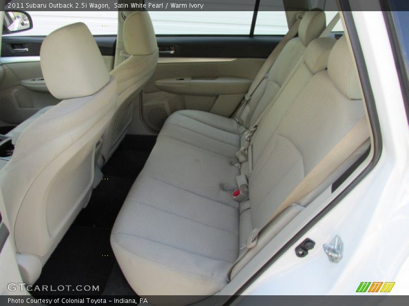 Satin White Pearl / Warm Ivory 2011 Subaru Outback 2.5i Wagon