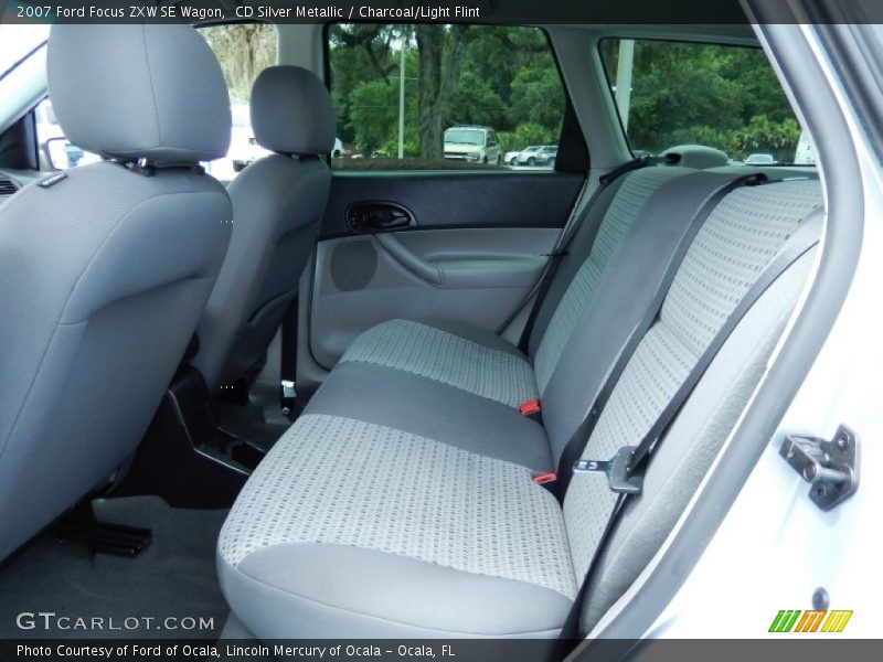 CD Silver Metallic / Charcoal/Light Flint 2007 Ford Focus ZXW SE Wagon