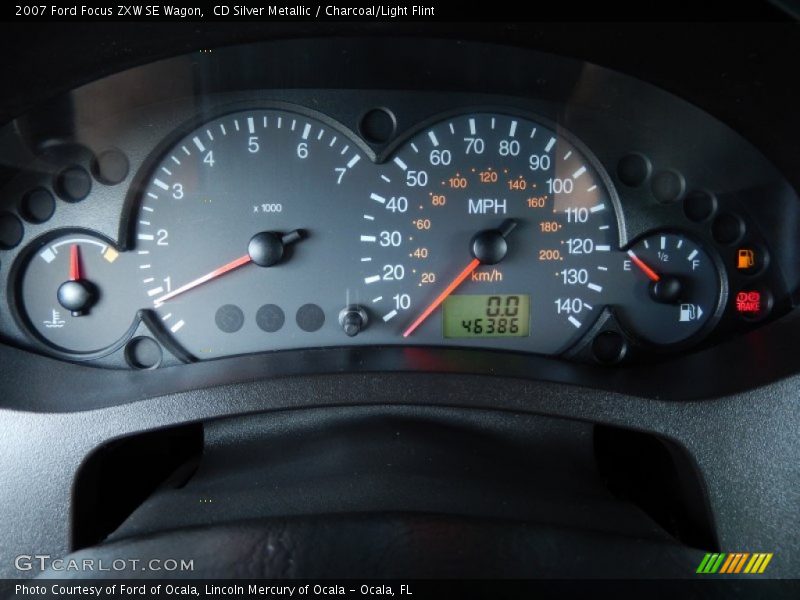 CD Silver Metallic / Charcoal/Light Flint 2007 Ford Focus ZXW SE Wagon