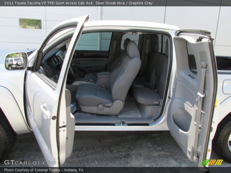 Silver Streak Mica / Graphite Gray 2011 Toyota Tacoma V6 TRD Sport Access Cab 4x4