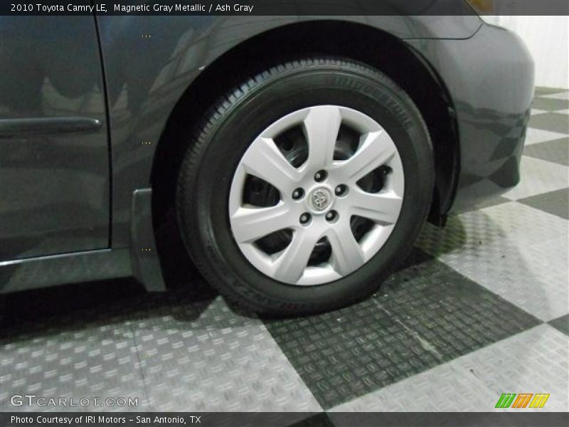 Magnetic Gray Metallic / Ash Gray 2010 Toyota Camry LE
