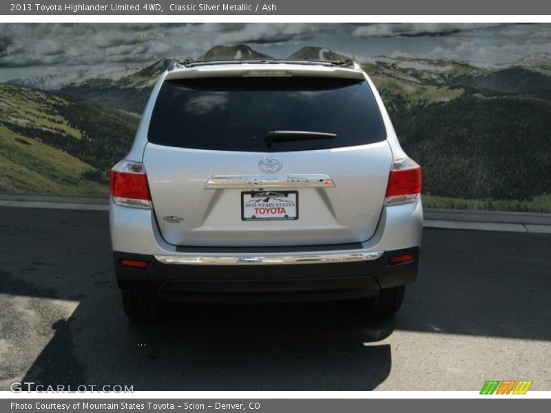 Classic Silver Metallic / Ash 2013 Toyota Highlander Limited 4WD
