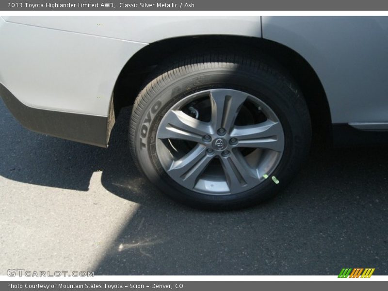 Classic Silver Metallic / Ash 2013 Toyota Highlander Limited 4WD