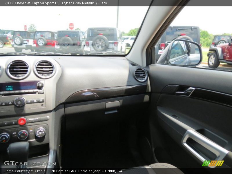 Cyber Gray Metallic / Black 2013 Chevrolet Captiva Sport LS