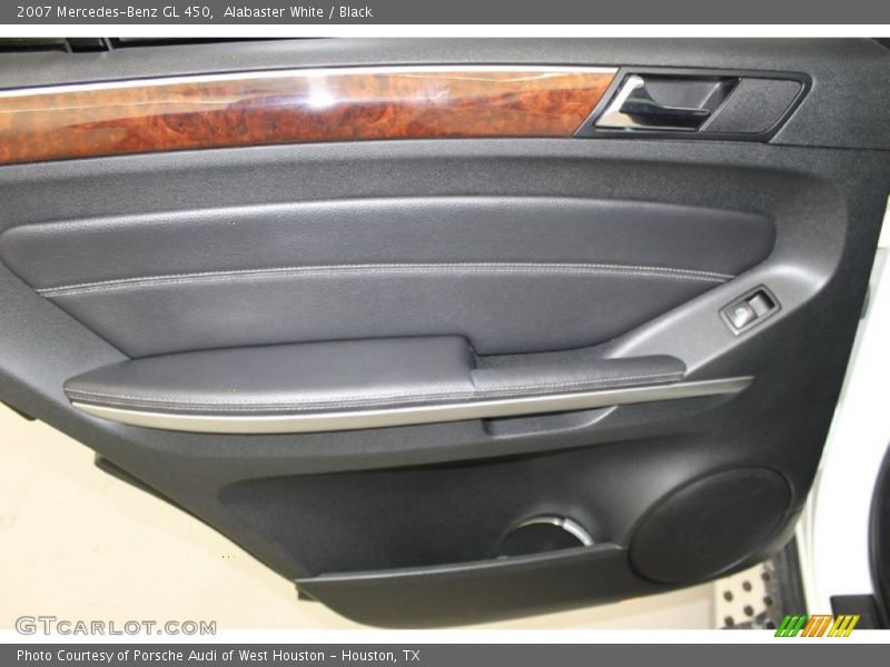 Alabaster White / Black 2007 Mercedes-Benz GL 450