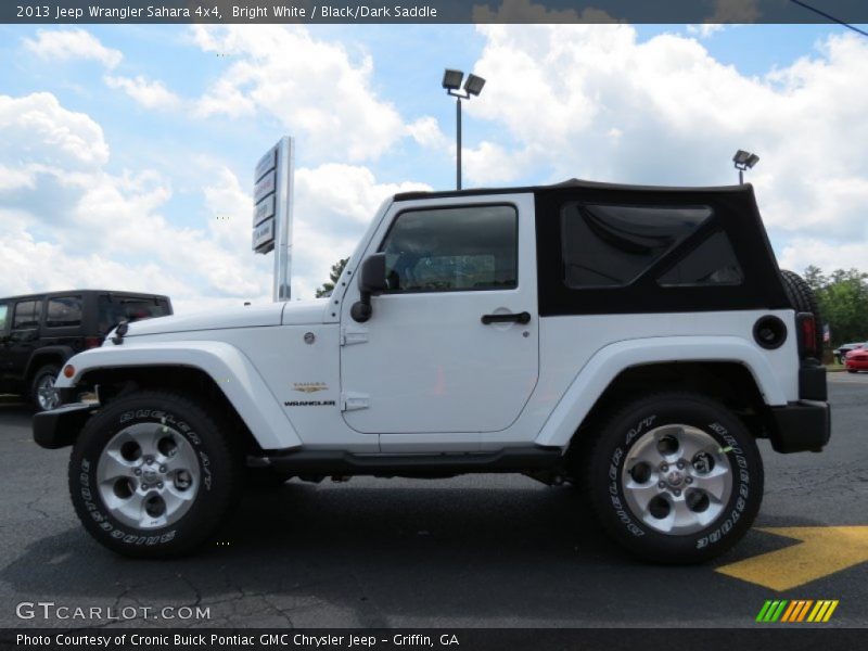 Bright White / Black/Dark Saddle 2013 Jeep Wrangler Sahara 4x4
