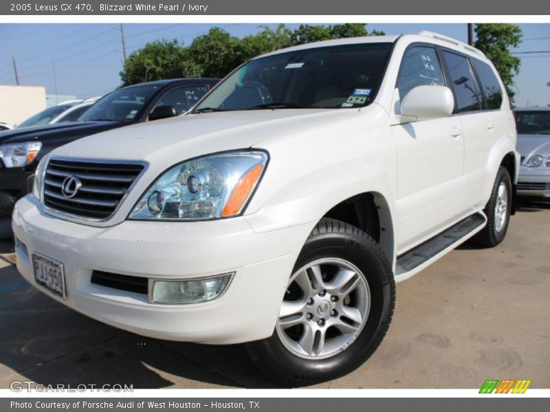 Front 3/4 View of 2005 GX 470