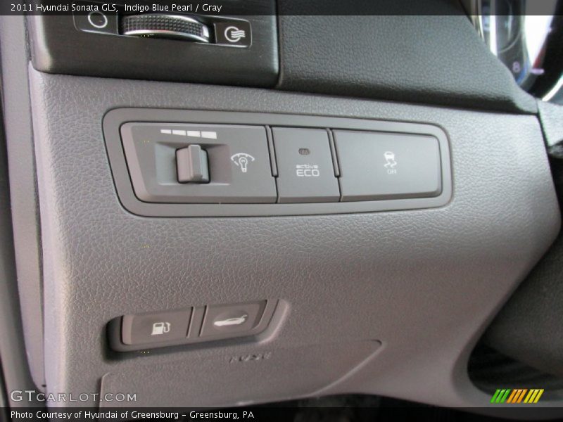Indigo Blue Pearl / Gray 2011 Hyundai Sonata GLS