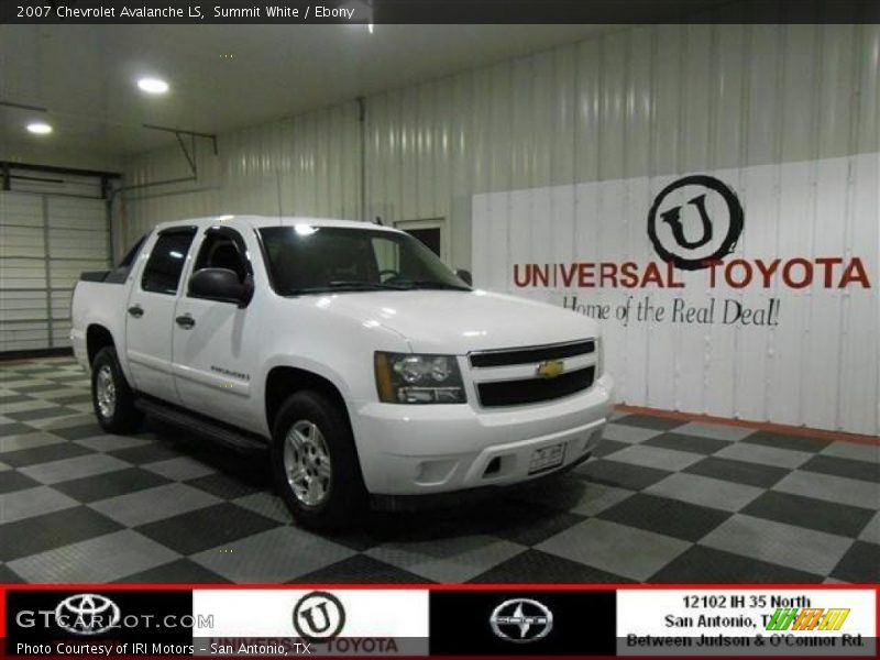 Summit White / Ebony 2007 Chevrolet Avalanche LS