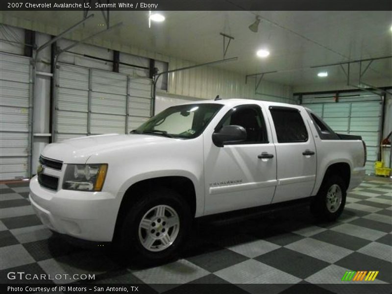 Summit White / Ebony 2007 Chevrolet Avalanche LS