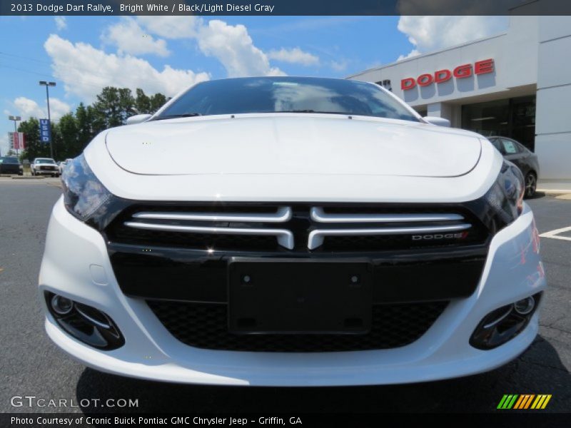 Bright White / Black/Light Diesel Gray 2013 Dodge Dart Rallye